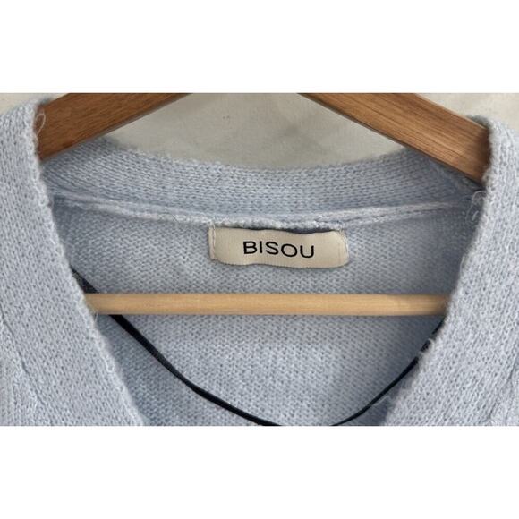 Bisou Bisou Women’s Cloud Light Blue Cropped Cardigan size small - Picture 4 of 5